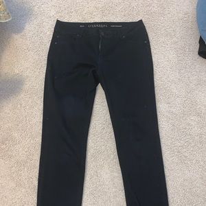 Liverpool Sadie Straight Leg Jeans